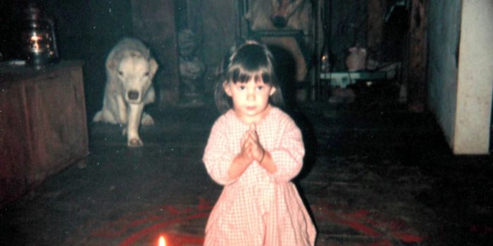 ChatGPT_AI提示词_小女孩召唤撒旦_chatgpt会员收费标准缩略图