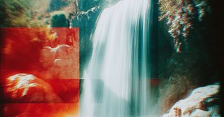 ChatGPT_AI提示词_一座雄伟的瀑布_gpt会员怎么开缩略图