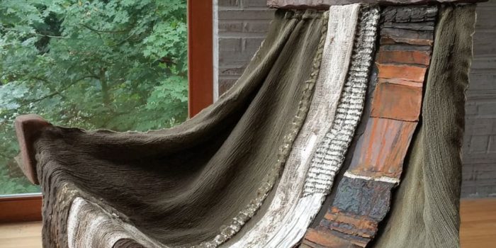 ChatGPT_AI提示词_一个舒适的吊床在摇曳_chatgpt会员值吗缩略图