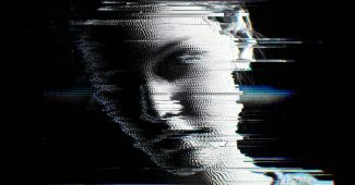 ChatGPT提示词_创造一幅高对比度的字符肖像，呈现损坏的CRT干扰美学_chatgpt官网中文电脑版缩略图