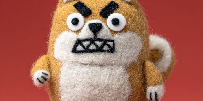 ChatGPT提示词_一只可爱的皮克斯风格柴犬，带着鬼魅的微笑和大大的眼睛_chatgpt5缩略图