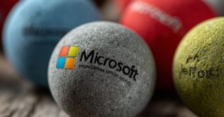 ChatGPT提示词_五彩缤纷的微软品牌减压球_chatgpt5.0官网缩略图