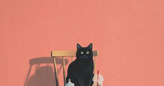 ChatGPT提示词_黑猫坐在椅子上喝珍珠奶茶_chatgpt会员缩略图