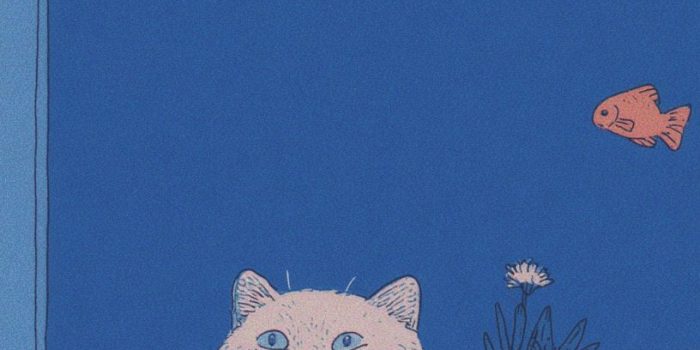 ChatGPT提示词_蓝色夜晚，桌上有一只猫和装有金鱼的玻璃花瓶_gpt会员多少钱一个月缩略图