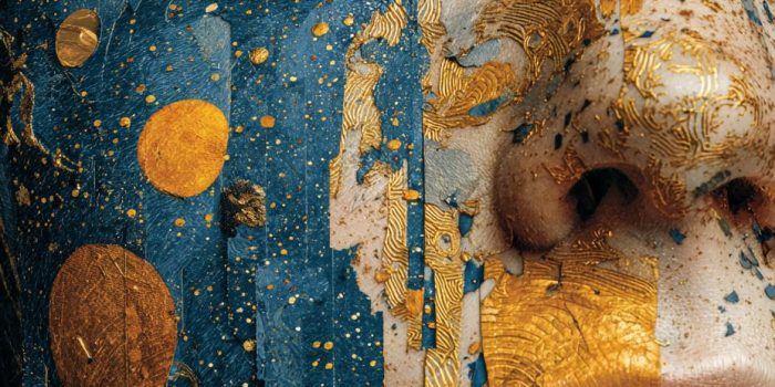 ChatGPT提示词_一幅女性的超现实肖像，她的脸融入星云中_chatgpt官网网页版缩略图