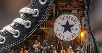 Ai提示词_经典黑色Converse高帮鞋的内部迷你世界缩略图